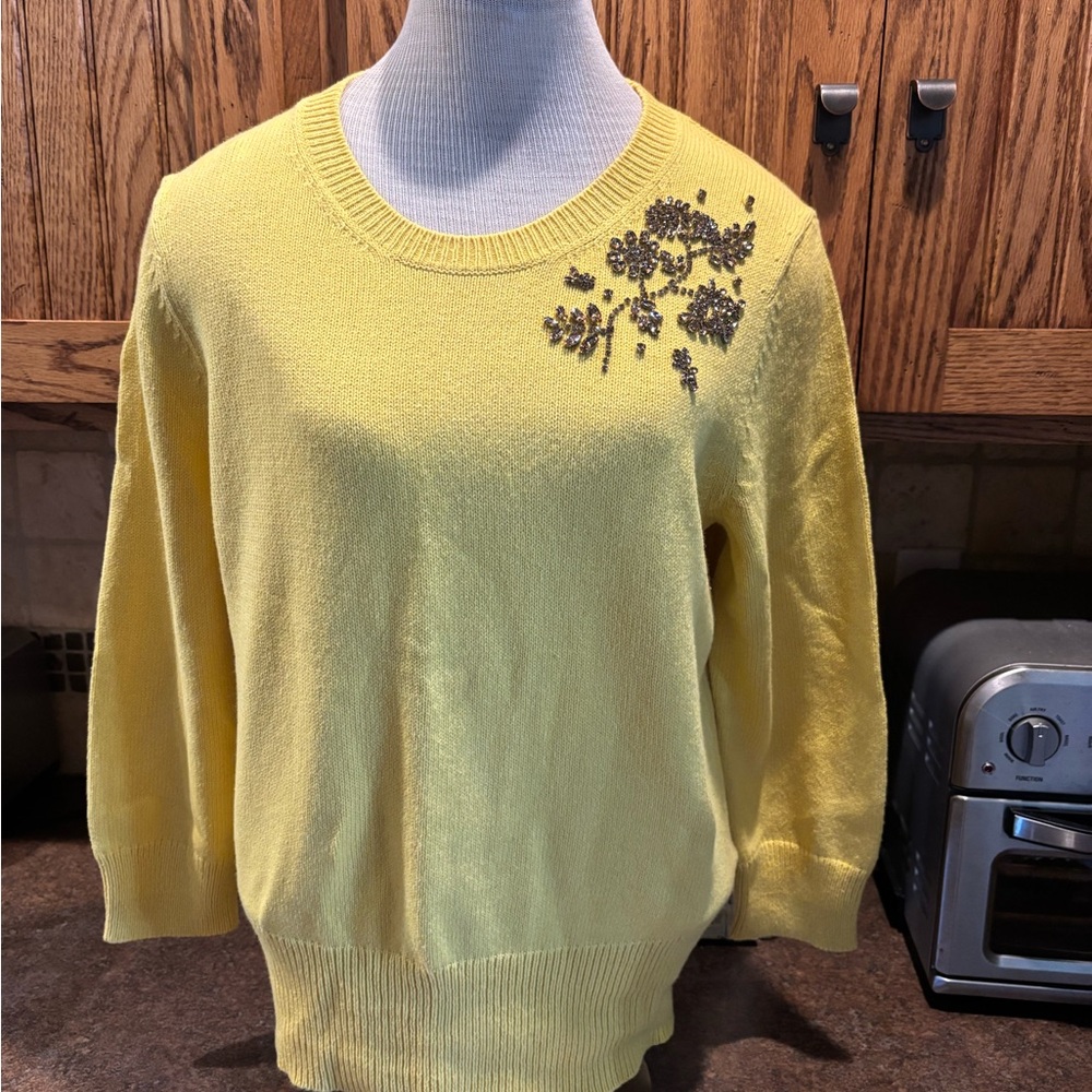🍄Stunning Talbots Yellow Sweater with beaded Detail